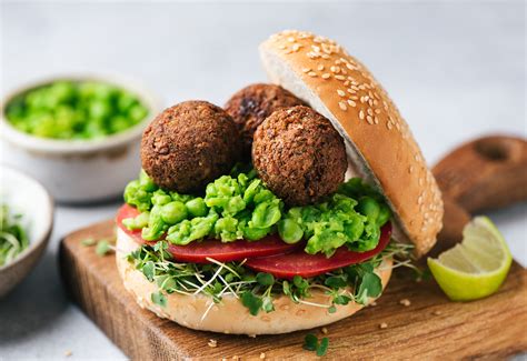 Mahlzeit! Was die Deutschen gerne essen – DW – 08.02.2023.